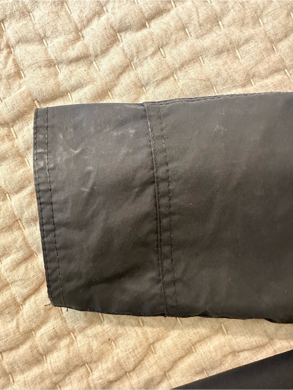 Barbour Women’s Navy Waxed Jacket - Picture 5 of 6